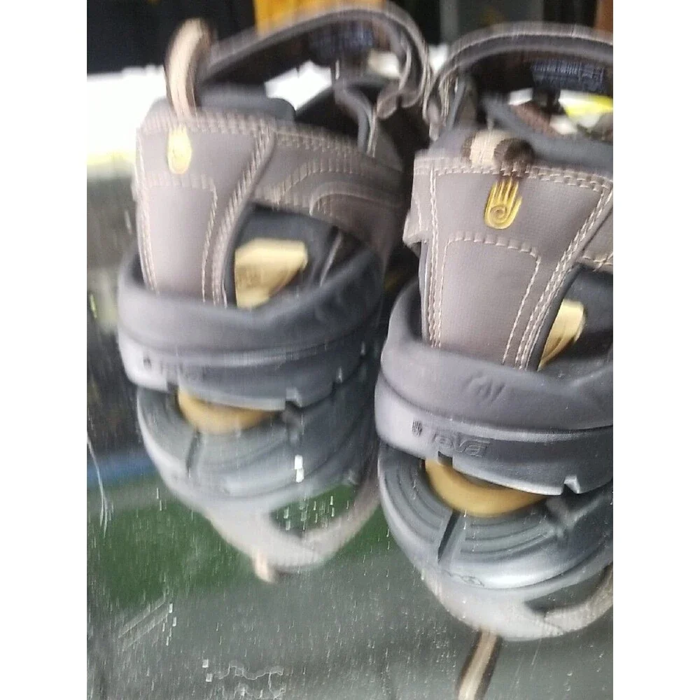 Mens 8 Teva Forebay Fisherman Sandals Mens Size 8 Brown Leather Hook & Loop MINT